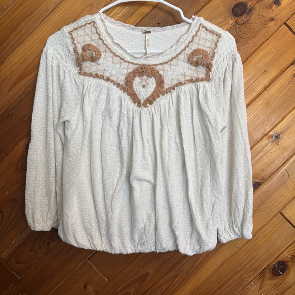 Free People Embroidered White Blouse Size XS - Picture 3 of 7
